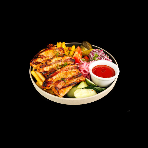 Cūkgaļas ribiņas ar piedevām