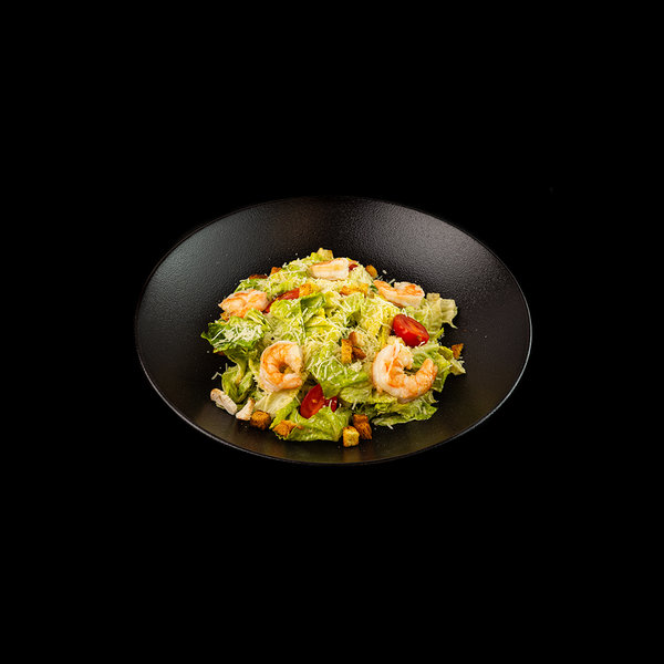 Maxi cēzara salāti ar tīğergarnelēm